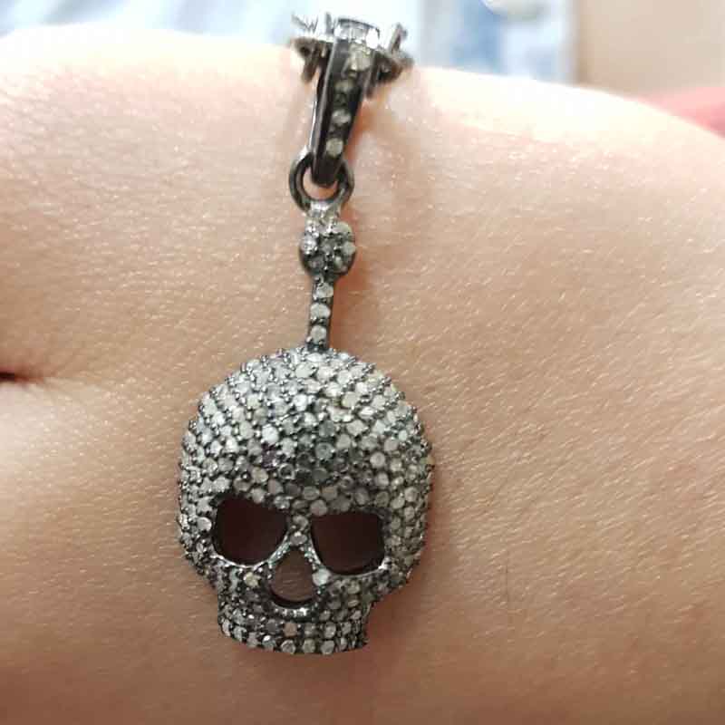 Stunning Skull Pendent With Pave Diamond Layers