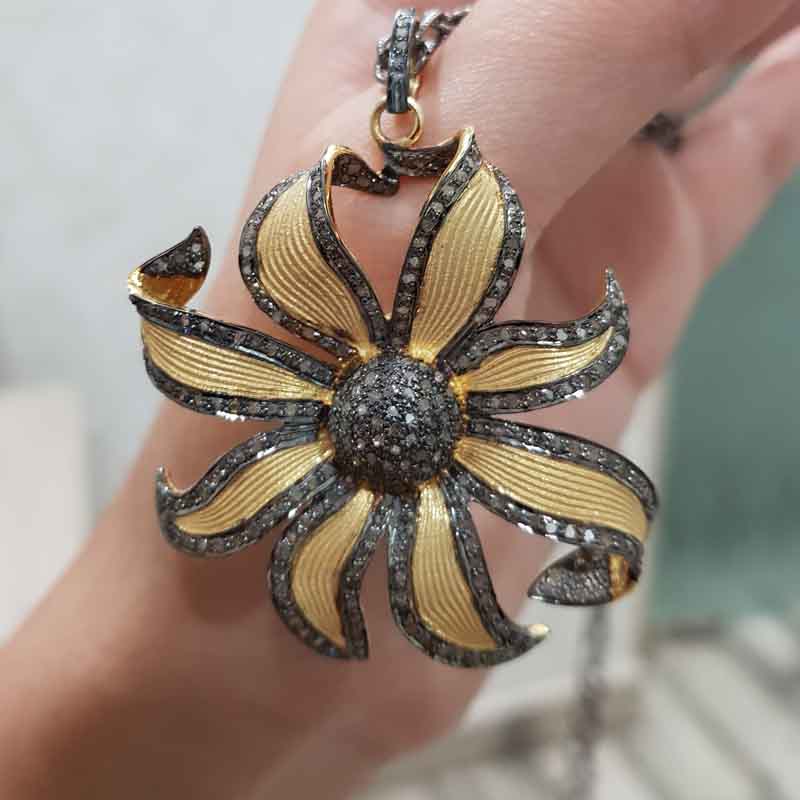 Handmade Designer Flower Pendent With Yellow & Black Rhodium Plated