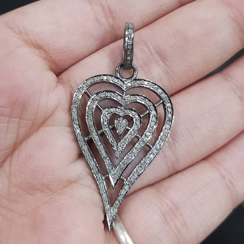 Beautiful Designed Heart Pendant With Pave Layer