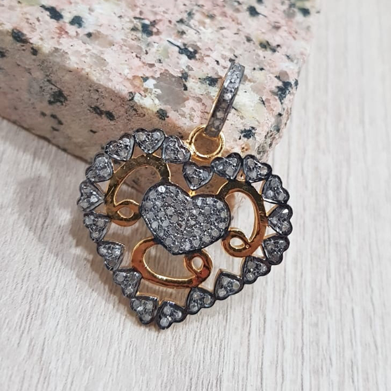 Attractive Pave Diamond Handmade Fancy Designer Heart pendant