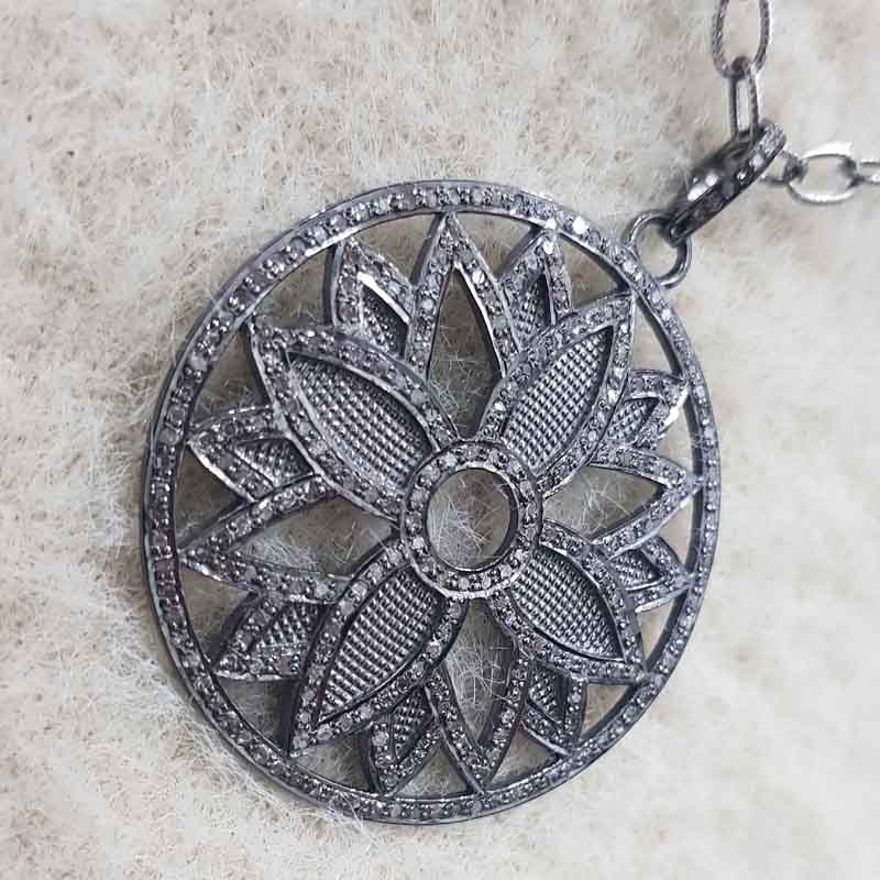 Stunning Flower Pendent