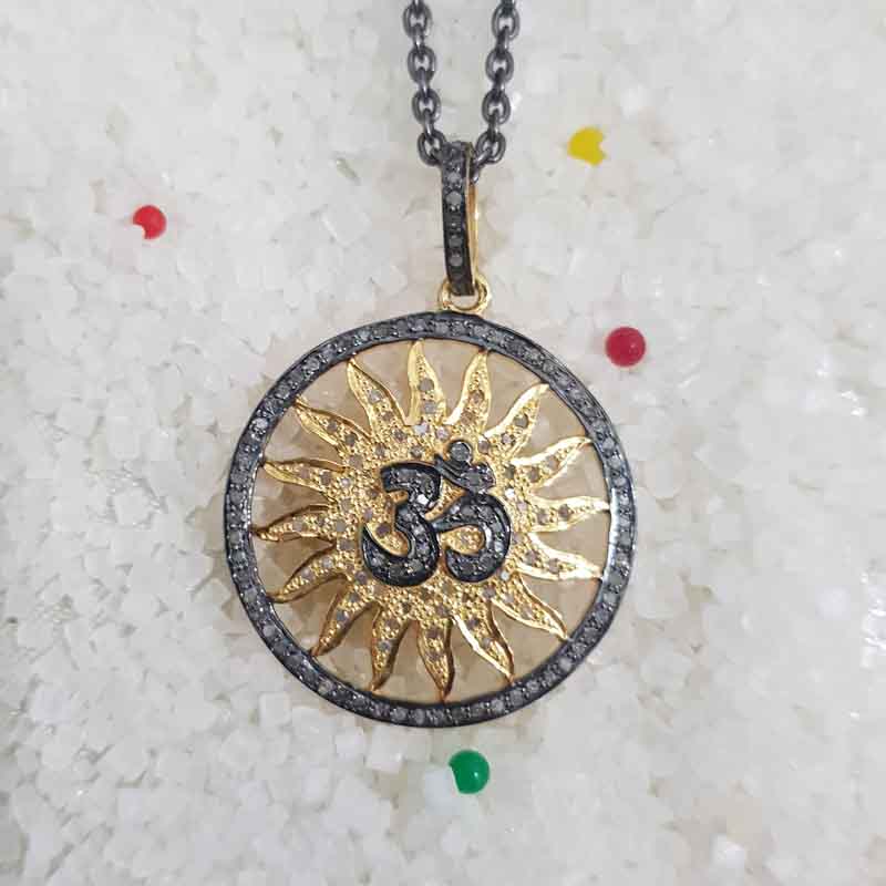 Good Looking Handmade Designer Ohm Pendent