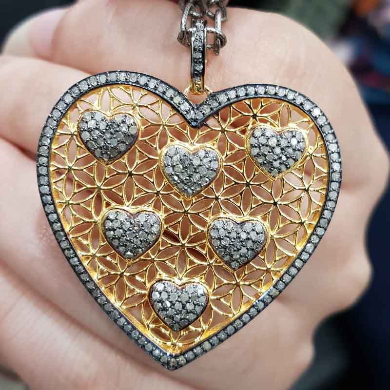 Handmade Designer Yellow And Black Pave Diamond Heart Pendent