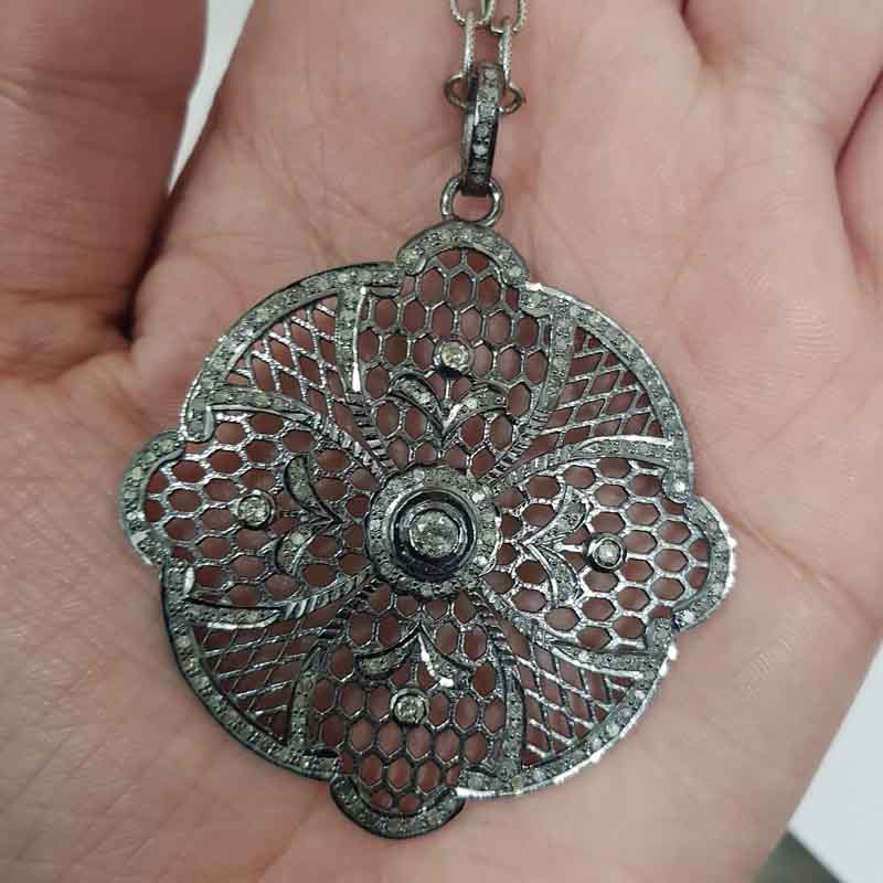 Lovely Flower Designed Pave Diamond Pendent