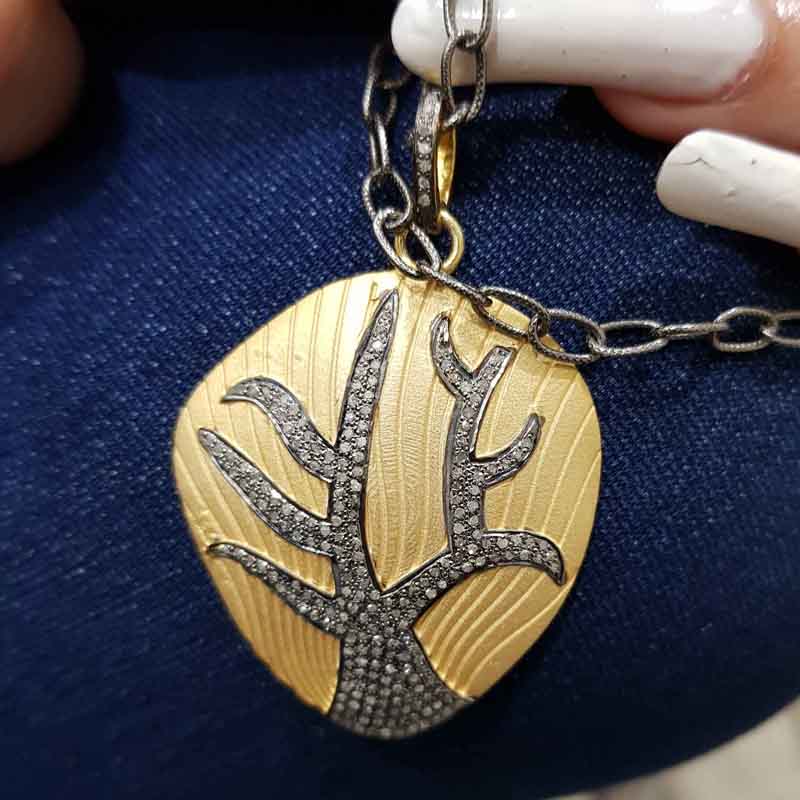 Gorgeous Looking Yellow And Black 925 Sterling Silver Tree Pendent