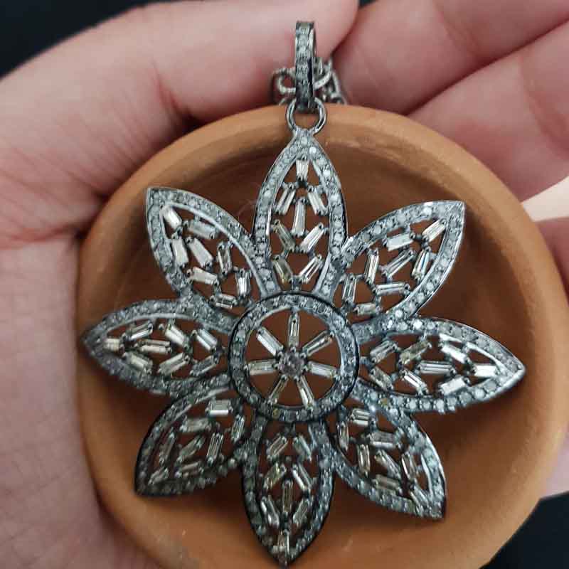 Natural Pave Diamond And Baguette Flower Pendent