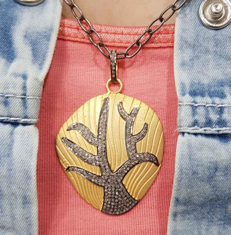 Gorgeous Looking Yellow And Black 925 Sterling Silver Tree Pendent