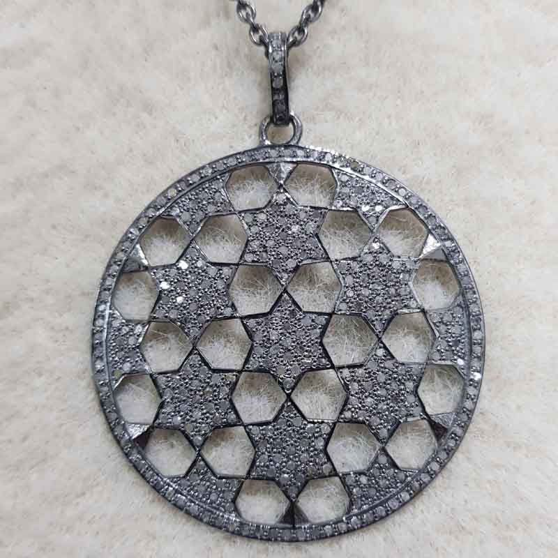 Round Designer Small Star Pendent