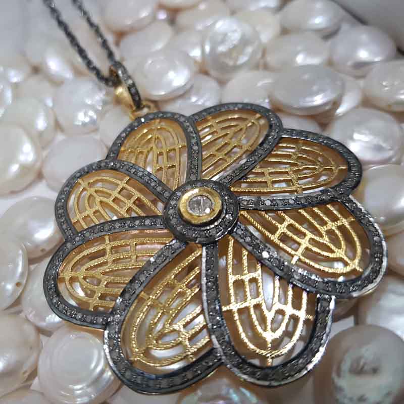 Shiny Yellow And Black Pave Diamond Handmade Designer Flower Pendent