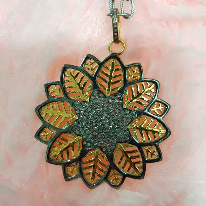 Yellow And Black Beautifully Designed Flower pendent