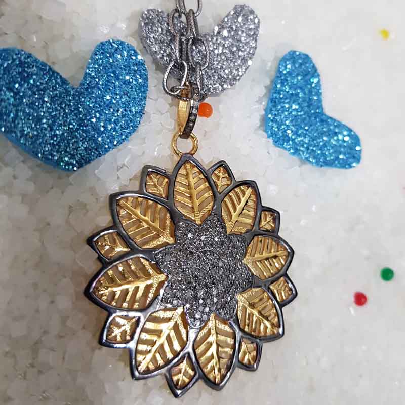 Yellow And Black Beautifully Designed Flower pendent