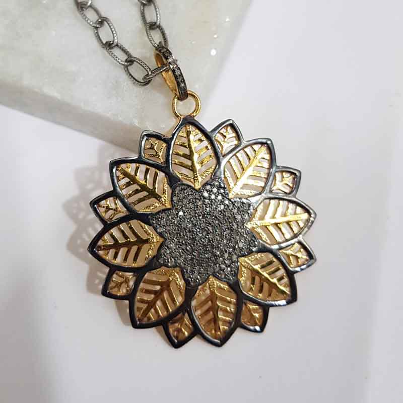 Yellow And Black Beautifully Designed Flower pendent