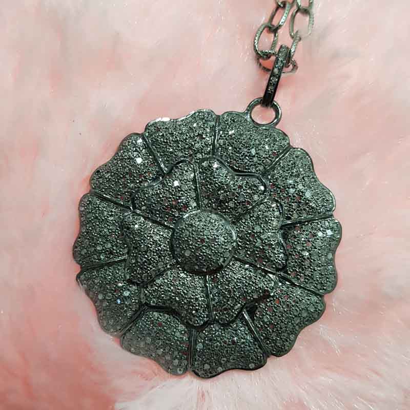 Fully Pave Diamond Setting Handmade Designer Flower Pendent