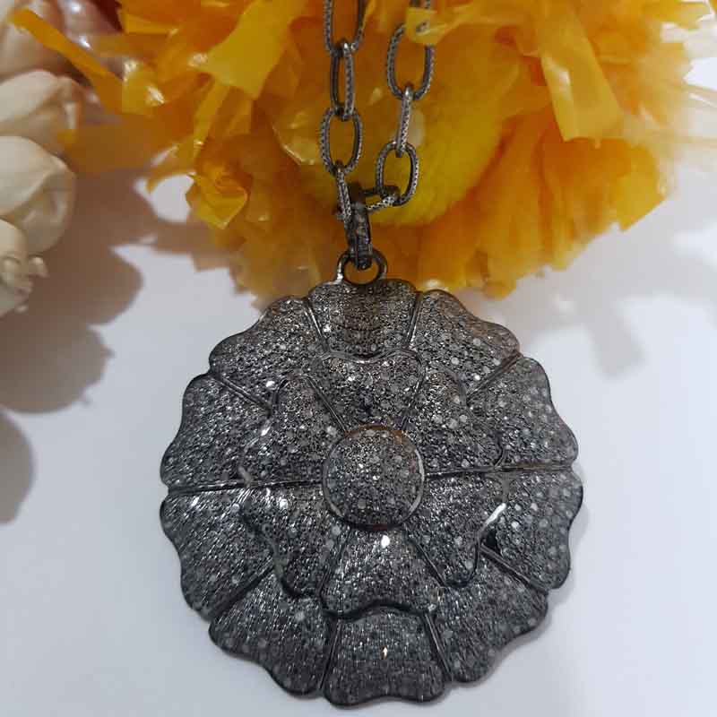 Fully Pave Diamond Setting Handmade Designer Flower Pendent