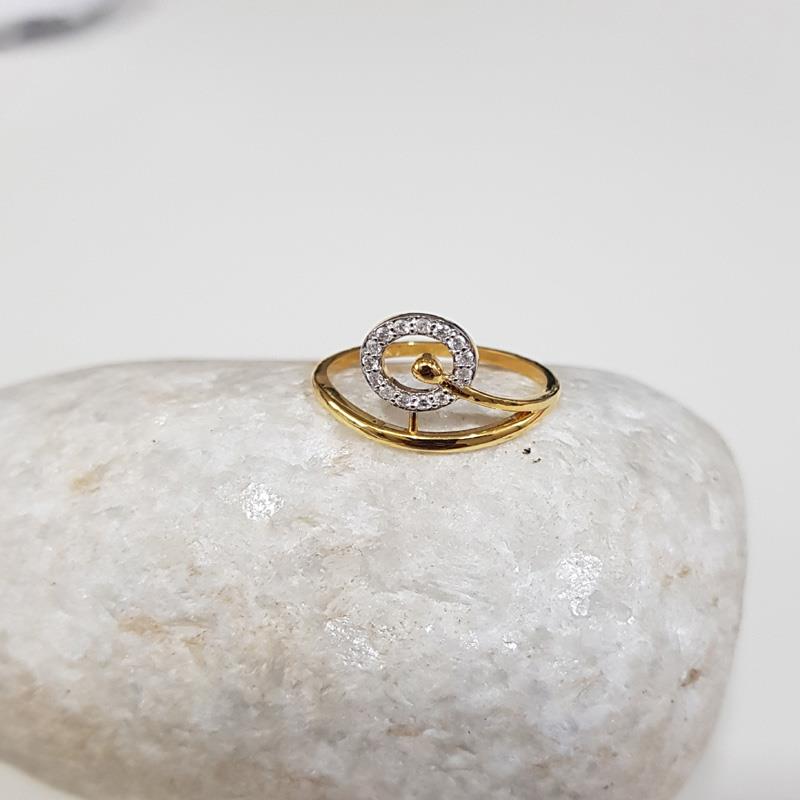 14 KT. DIAMOND GOLD CIRCLE RING