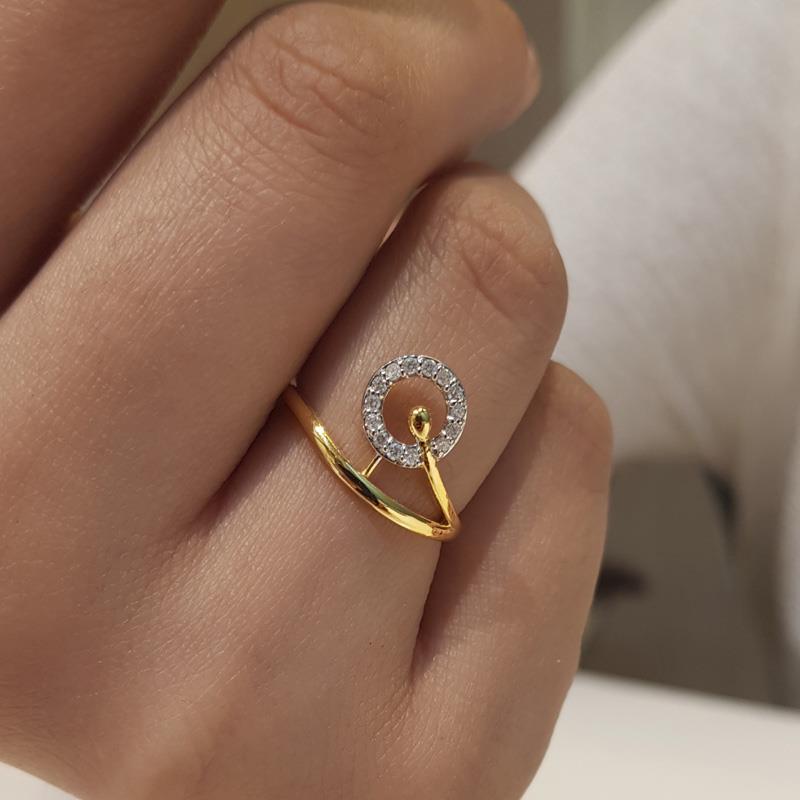 14 KT. DIAMOND GOLD CIRCLE RING