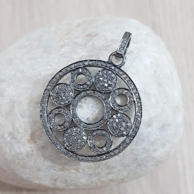 925 Sterling Sliver Handmade Round Pendant with Pave Diamond