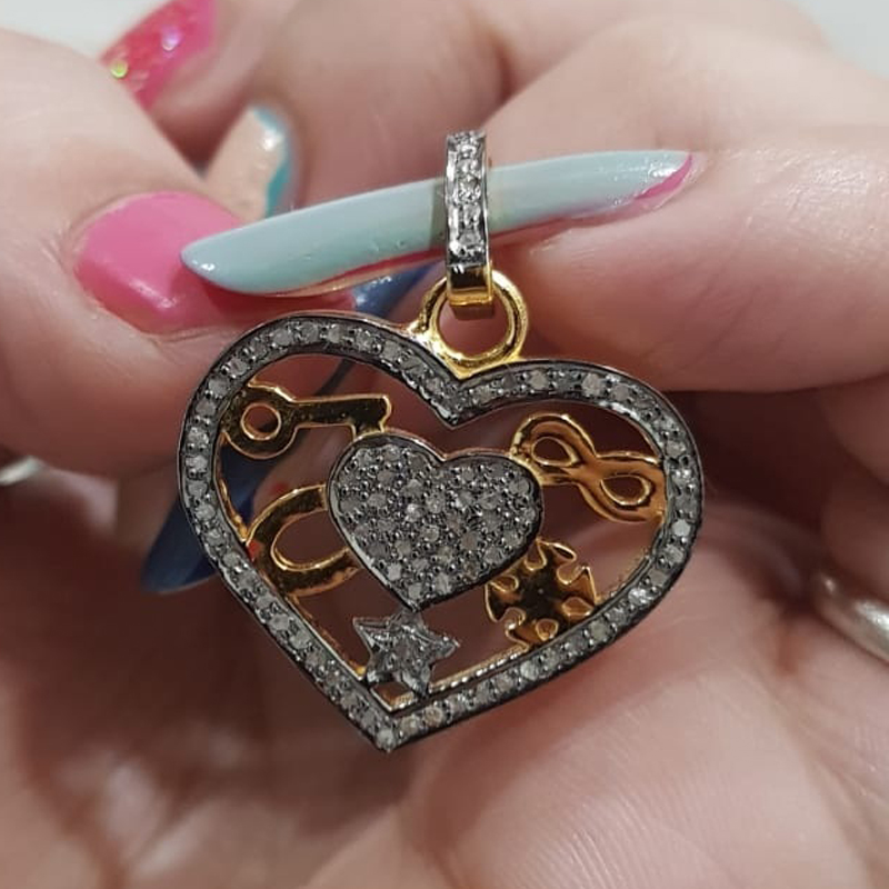 Attractive Pave Diamond Handmade Fancy Designer Heart pendant