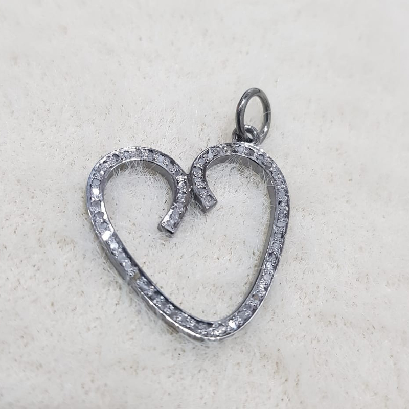 New Style Heart Pendant With Pave Layer