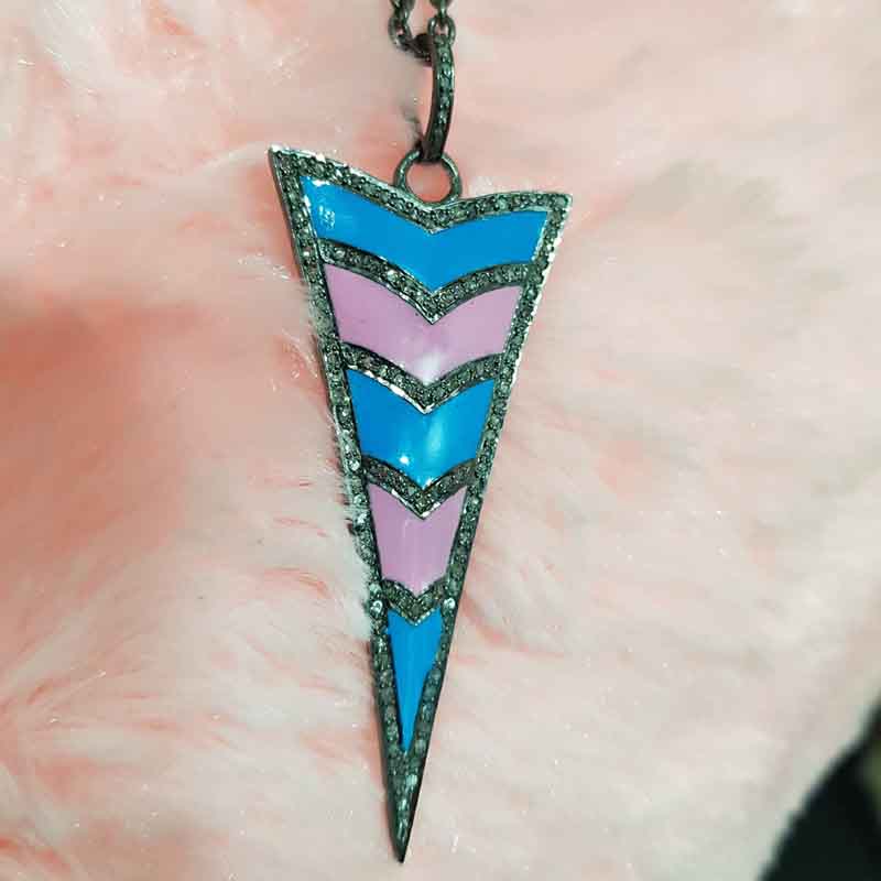 Graceful Arrow Head Designer Pendent With Turquoise And Pink Enamel