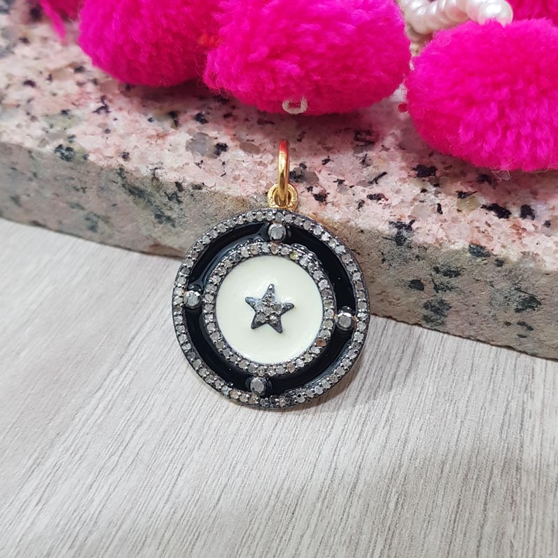 Attractive 925 Sterling Sliver Handmade Designer Round Pendant With Star