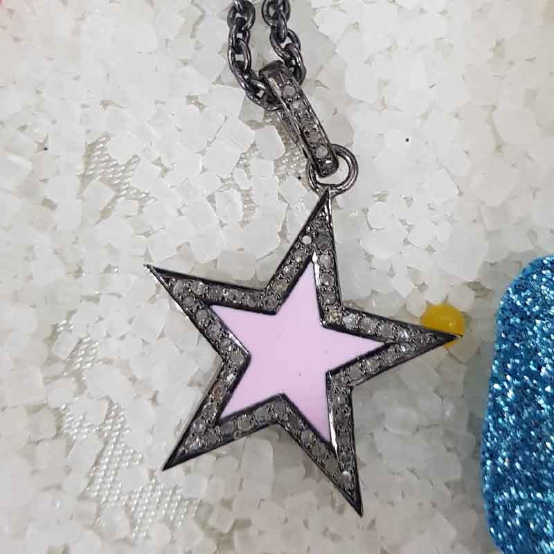 Small Star Pendent With Pave Diamond Layers