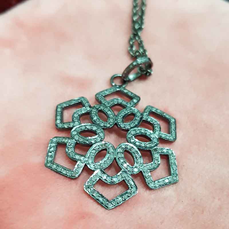 Gorgeous Pave Diamond Flower Pendent