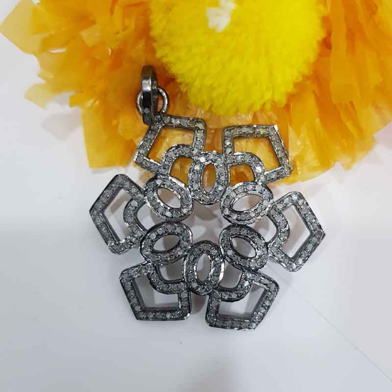 Gorgeous Pave Diamond Flower Pendent