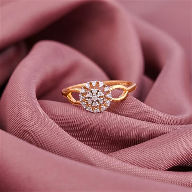 14 KT. DIAMOND GOLD VINTAGE RING