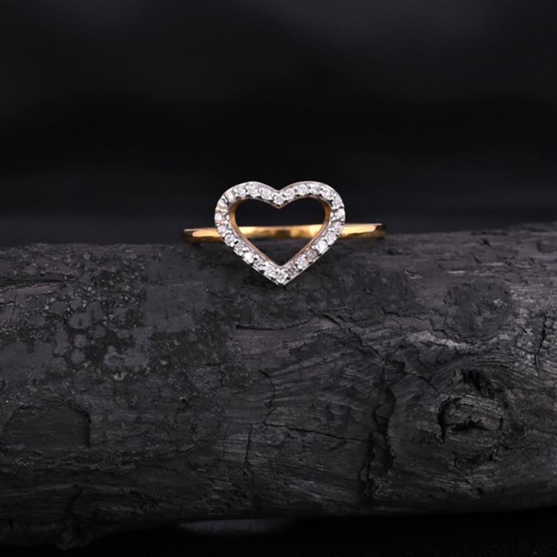 14 KT. DIAMOND HALO HEART RING