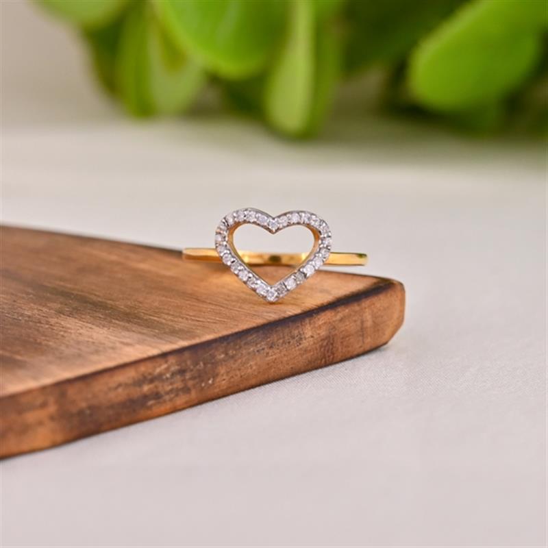 14 KT. DIAMOND HALO HEART RING