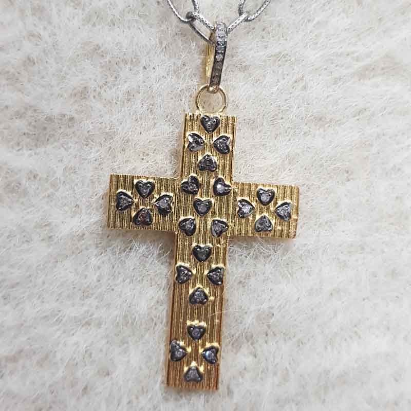 Cross pendent With Little Pave Hearts