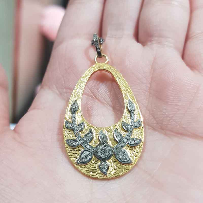 Attractive Pave Diamond Handmade Fancy Designer Pendent