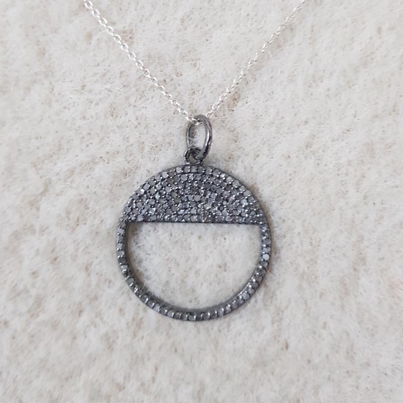 925 Sterling Silver Handmade beautiful Round Pendant With Pave Diamond