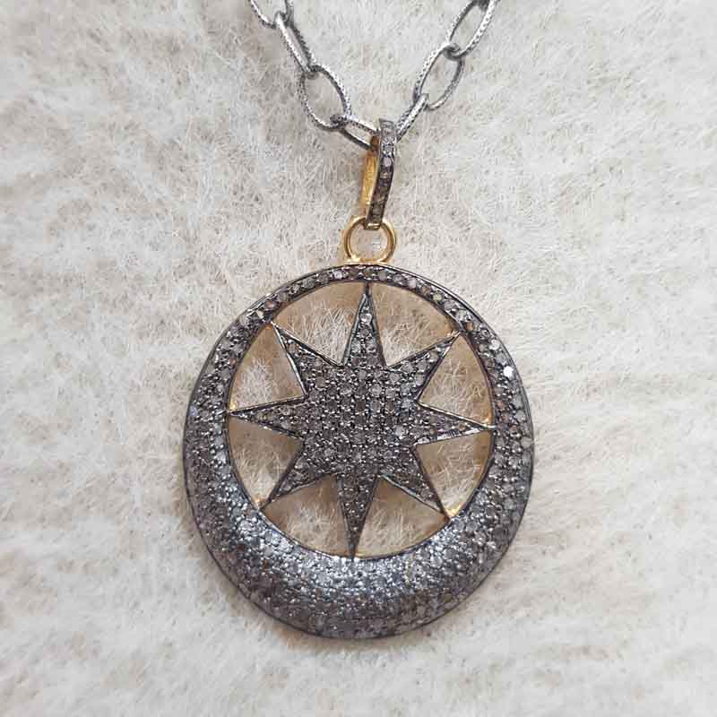 Fully Pave Diamond Setting Star Pendent