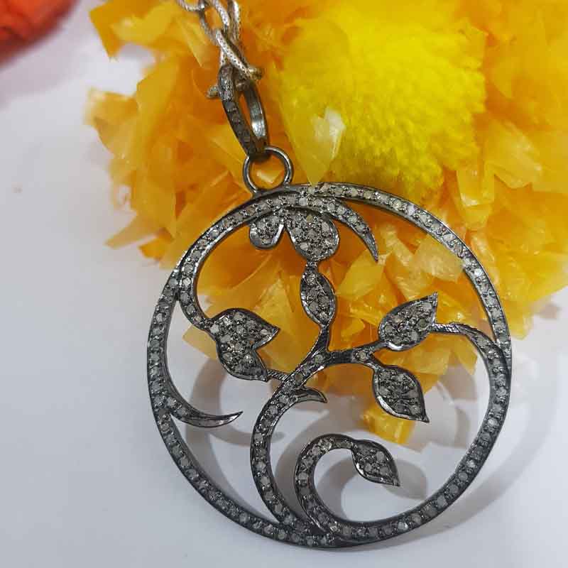 Natural Pave Diamond Leaf Style Round Designer Pendent