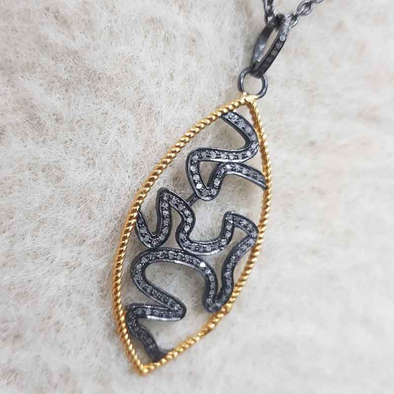 Yellow And Black Beautiful Oval shaped Pave Diamond Pendent