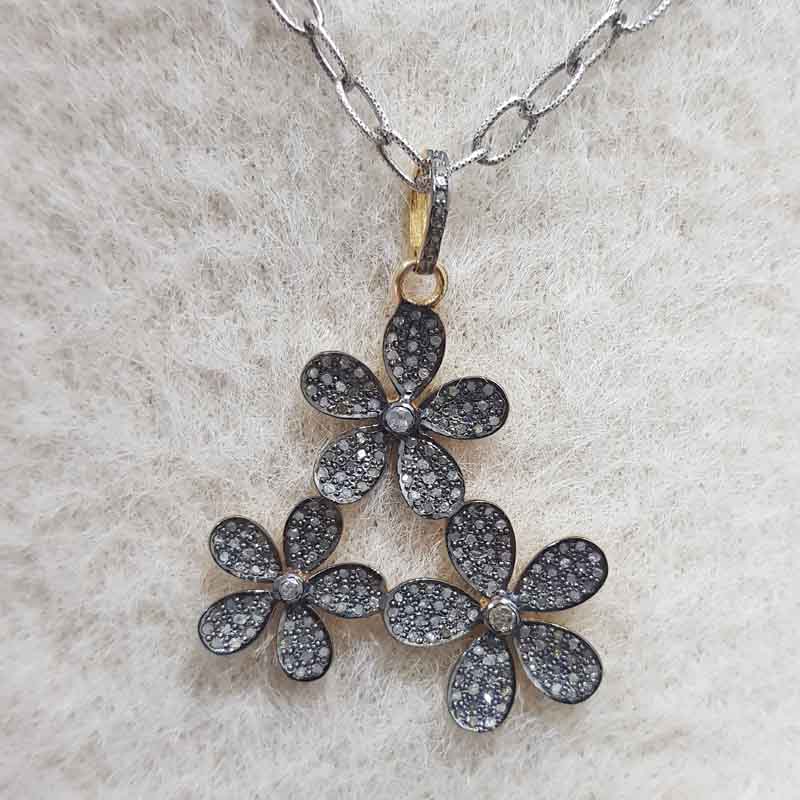 Handmade Designer Beautiful Flower Style Pave Diamond Pendent