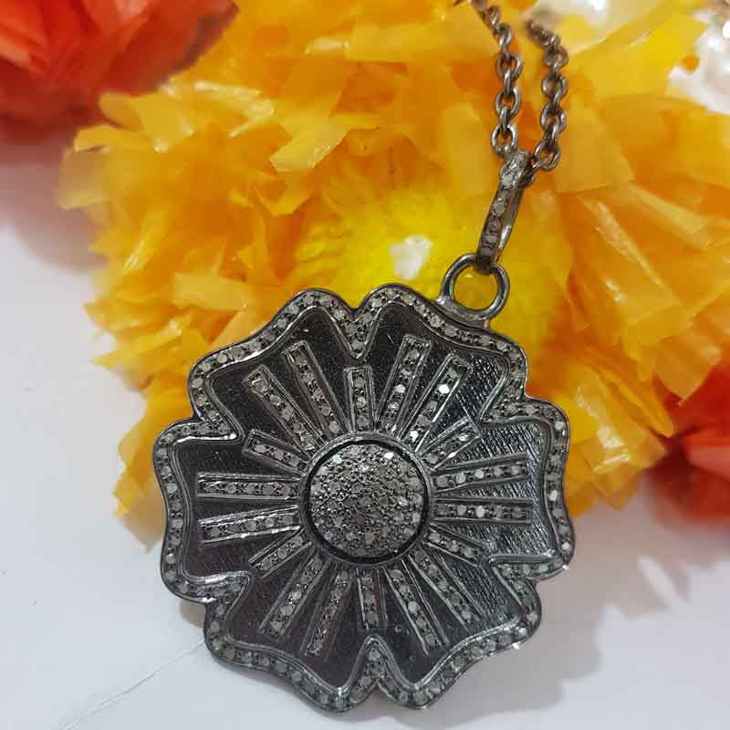 Gorgeous Black Flower Pendent With Pave Layers