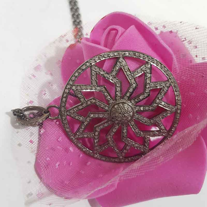 Black Beautiful Fancy Designer Flower Style Pendent