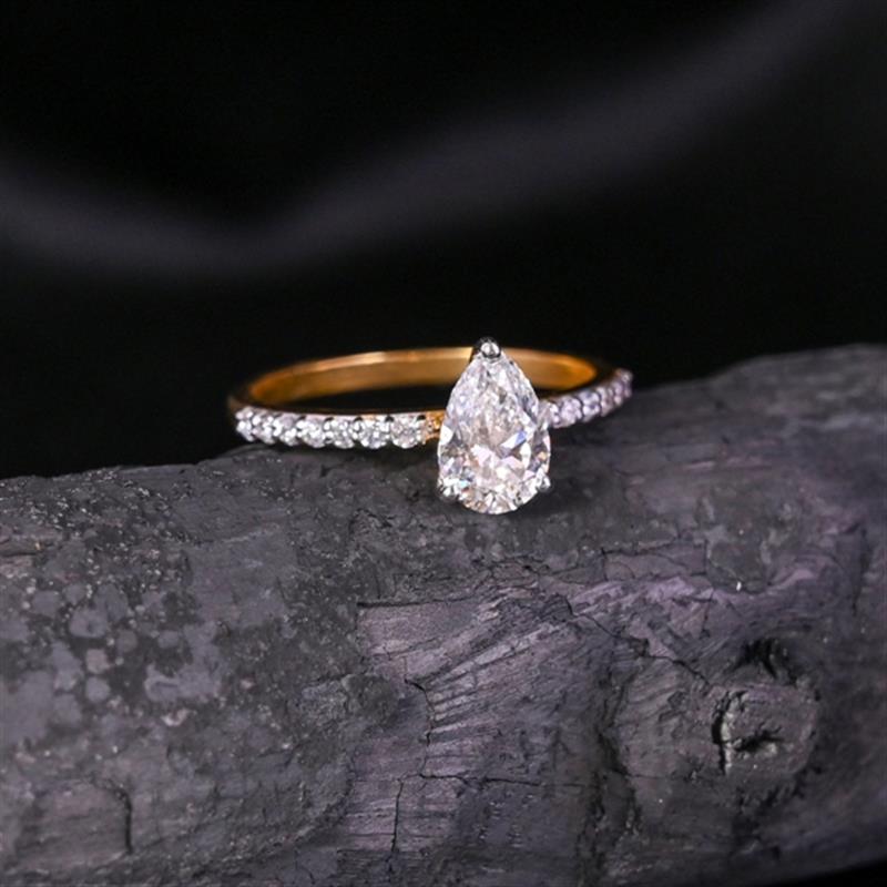 NATURAL DIAMONDS PEAR SHAPE SOLITAIRE RING