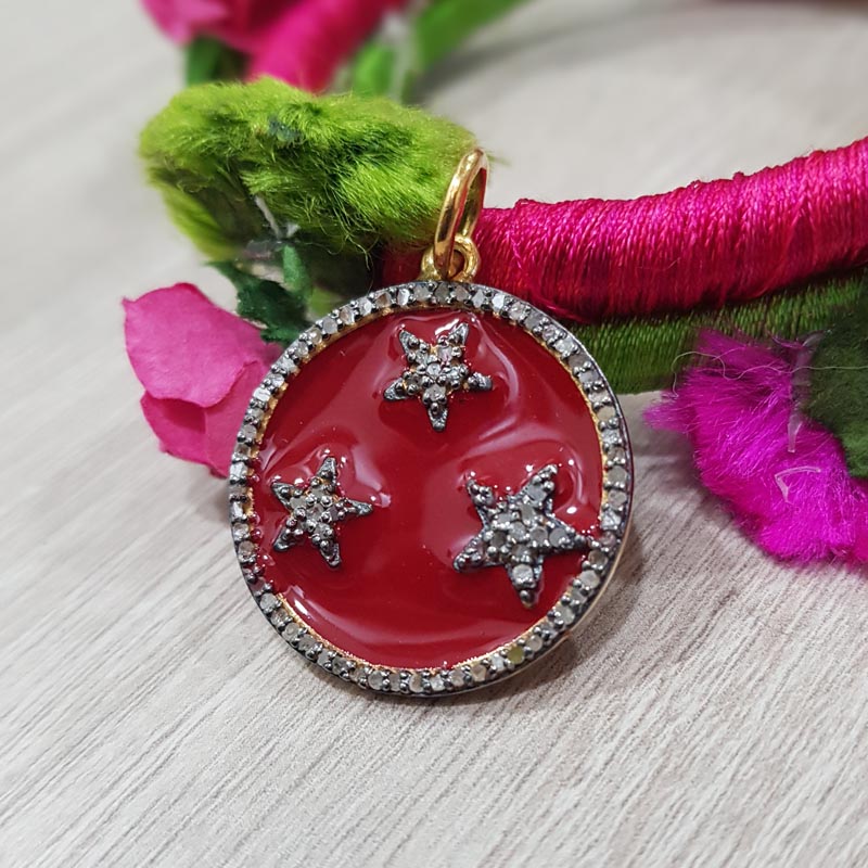 Attractive Pave Diamond Handmade Round Pendant With Star