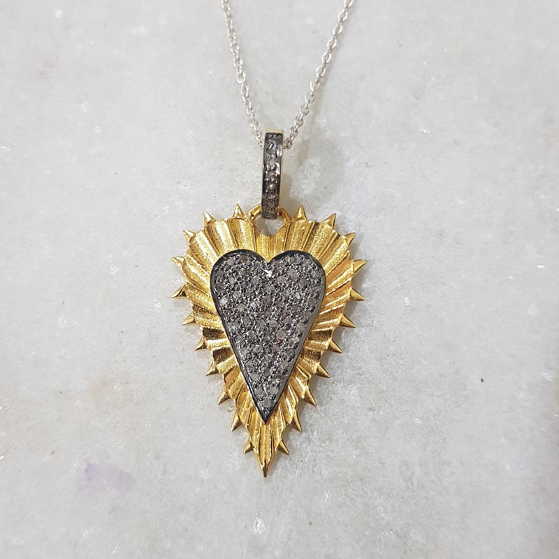 Good Looking Handmade Designer Hearts Pendant With Pave Diamond