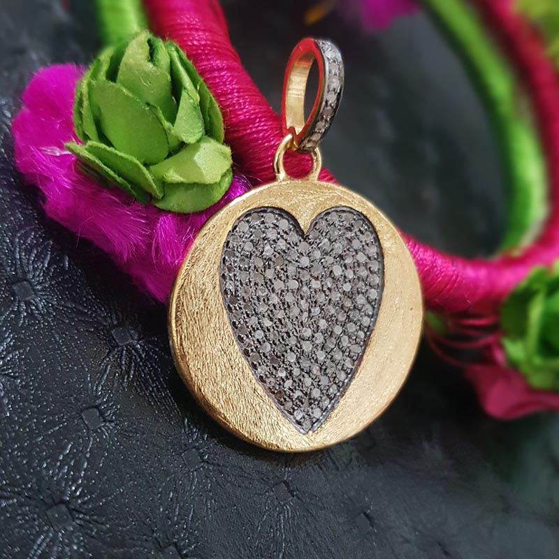 Beautiful Designed Heart Pendant With Pave Diamond