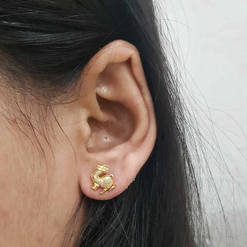 Small Duck Style Pave Diamond Stud