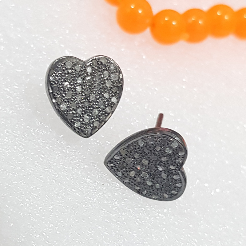 Pave Diamond Heart Stud/Earrings