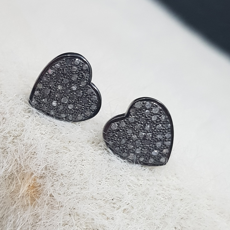 Pave Diamond Heart Stud/Earrings