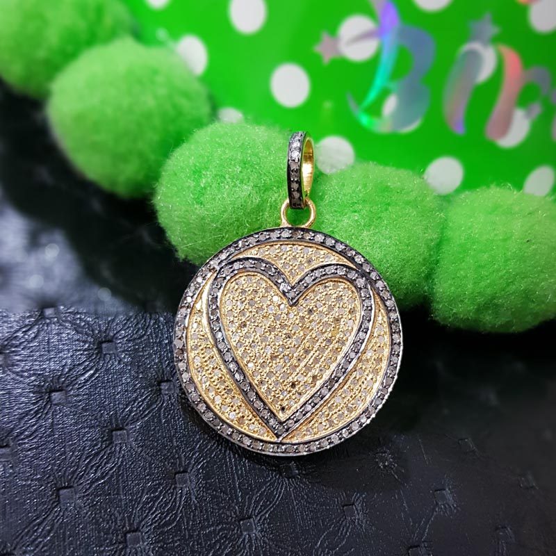 Attractive Pave Diamond Handmade Round Shape With Heart Pendent