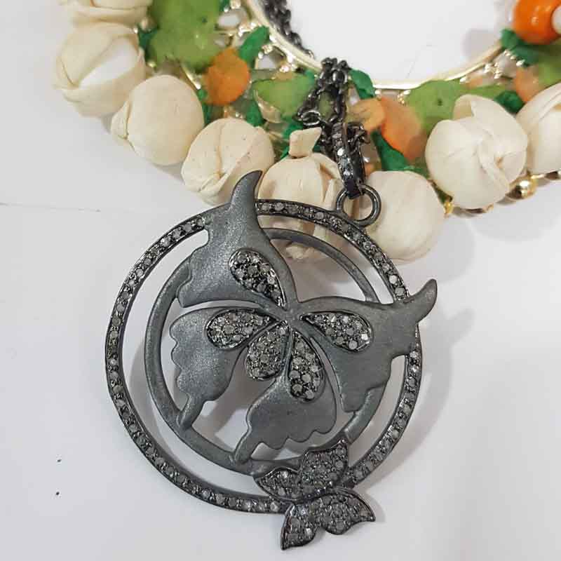 Matte Finish Designer Butterfly With 2 Circle Pave Diamond Pendent