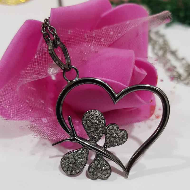 Fashionable Heart With Beautiful Butterfly 925 Sterling Silver Pendent